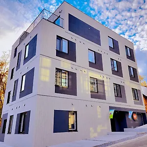 Q Fox Gmg Aparthotel